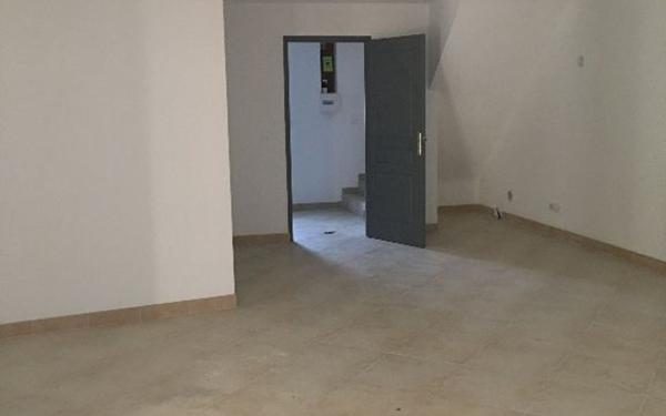 Maison à louer    5 pièces •  Manosque