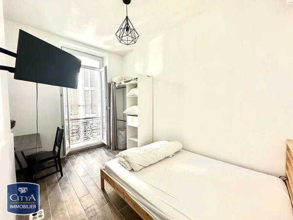 Appartement à louer 1 pièce Toulon (83000)