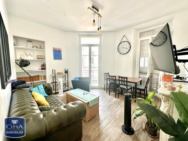 Appartement à louer 1 pièce Toulon (83000)