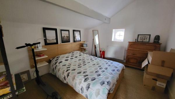 24400 Mussidan Maison style année 30 en pierres rénovée 123 m² et parcelle1978 m2