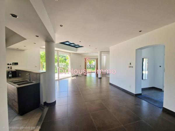 Maison à vendre 7 pièces de 228 m²
