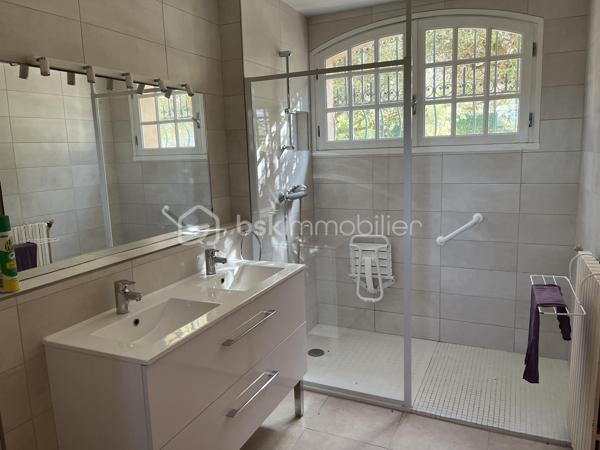 Maison de 189 m²