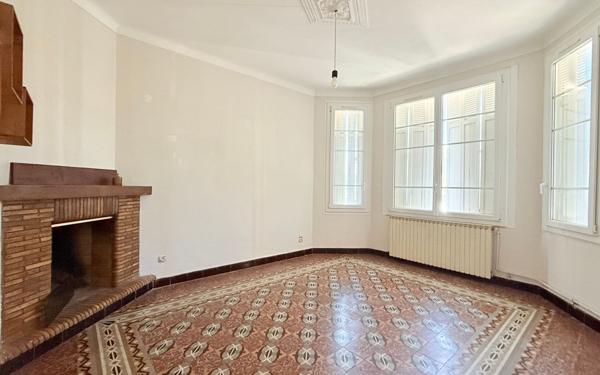 Maison à vendre    5 pièces • 95 m2 Toulon