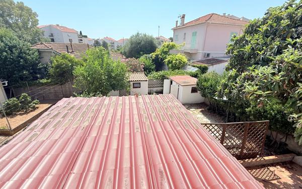 Maison à vendre    5 pièces • 95 m2 Toulon