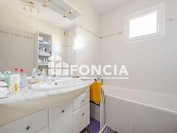 À vendre Appartement 4 pièces 78 m² - Hyères 83400