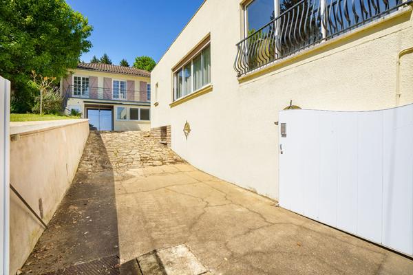 Maison 6 pièces 206 m2