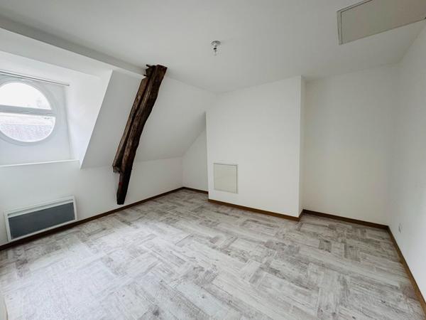 MAISON DE VILLE A VENDRE ROMORANTIN