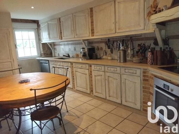 Maison à vendre 9 pièces 283 m² Saint-Agnant-de-Versillat