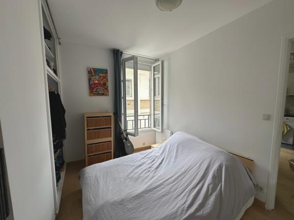 Paris 11 - 2P - Refait à neuf