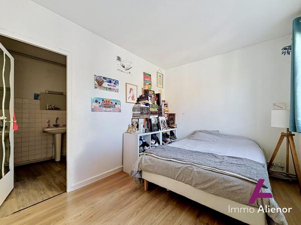 Appartement à vendre, 2 pièces - Bordeaux 33000