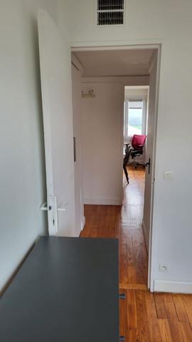 Location Appartement66 m² - 3 Pièces - SURESNES (92150)