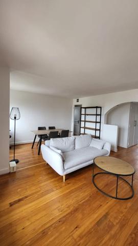 Location Appartement66 m² - 3 Pièces - SURESNES (92150)