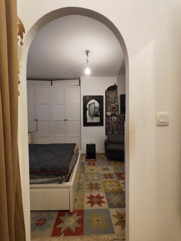 Cucuron, maison de village rénovée