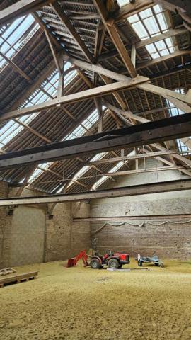 Corps de ferme avec dépendances/Box : 7 pièce(s) 174 m2