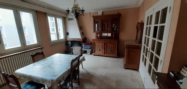 Grande maison avec studio