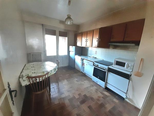 Grande maison avec studio