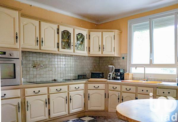 Maison à vendre 5 pièces 128 m² L'Isle-sur-la-Sorgue