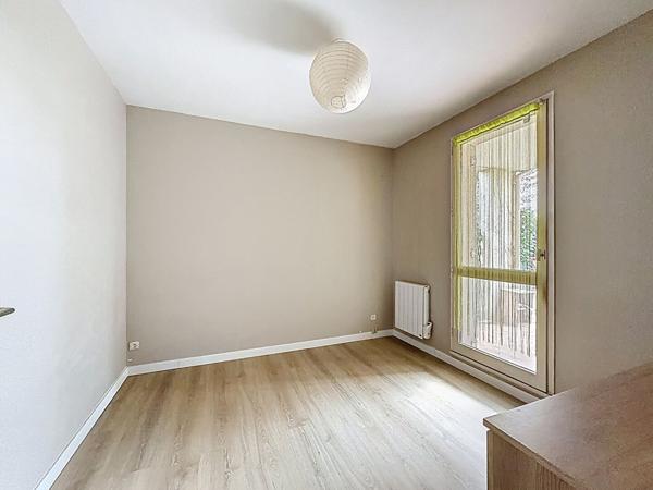 A vendre Appartement , Lac de Maine, Type 2, Jardin, 1 chambre