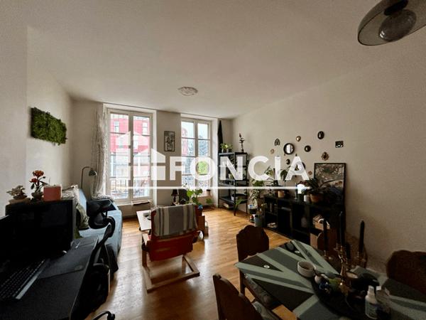 Location Appartement 3 pièces 63.98 m² - 1 RUE ROGER AINI Lisieux 14100