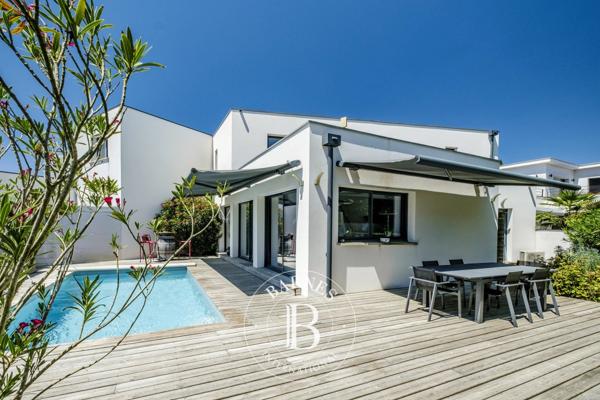 Bordeaux, Maison 4 Chambres -  136 m² à vendre