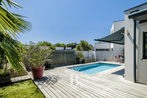 Bordeaux, Maison 4 Chambres -  136 m² à vendre