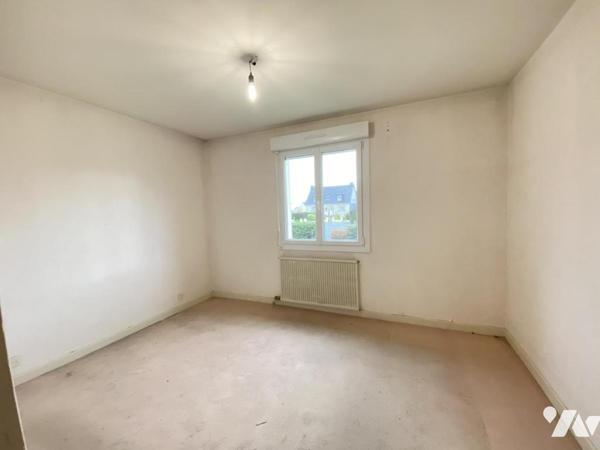 LOUDEAC Proximité du centre ville. Maison d'habitation del 124 m²