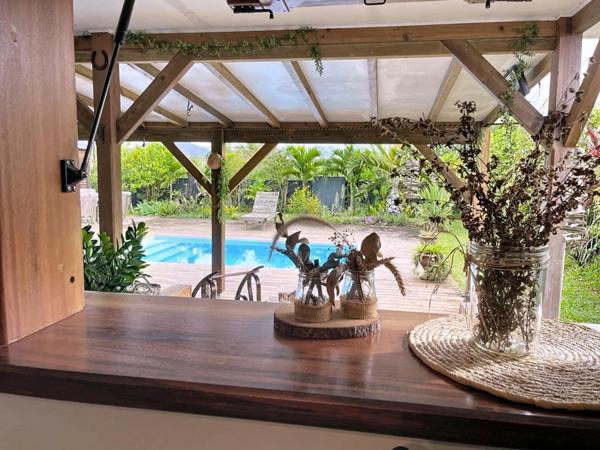 Elégante maison contemporaine avec piscine au sel - LE LAMENTIN -