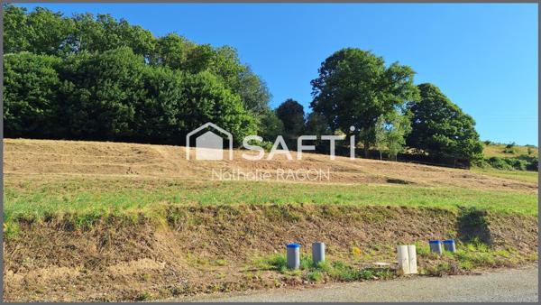 Terrain de 607 m² à Montreuil-sous-Pérouse