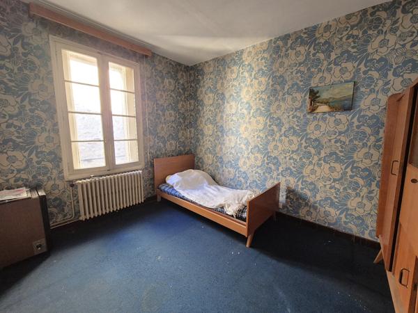 Grande maison de village avec extérieur et garage !