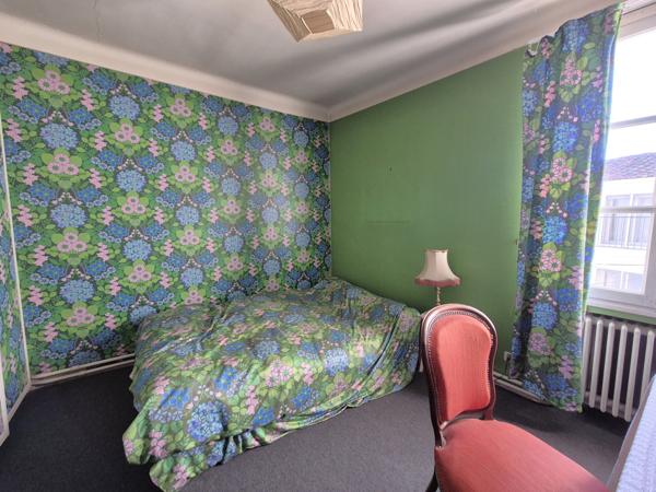 Grande maison de village avec extérieur et garage !