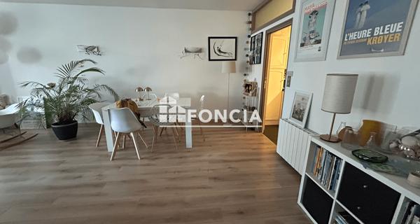 Location Appartement 4 pièces 181.79 m² - Niort 79000