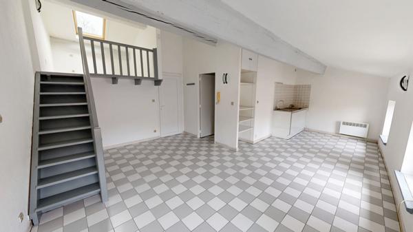 NARBONNE, Appartement T1bis de 30 m² + mezzanine de 5.5m²