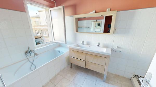 Superbe T4 de 117 m² avec terrasse ? Charme haussmannien ? Narbonne