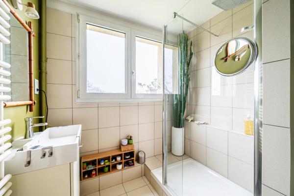 Appartement plein de charme et de lumière avec vue