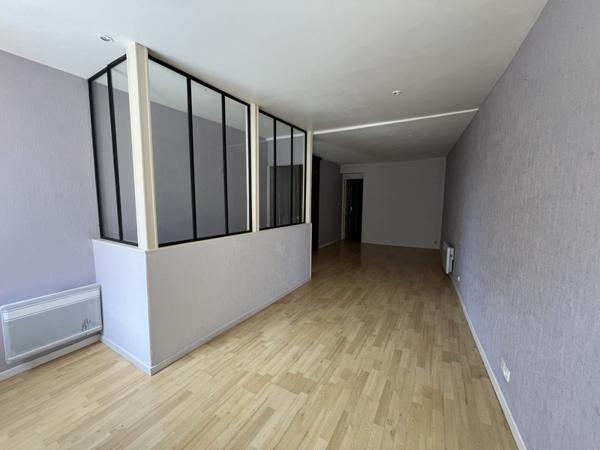 Immeuble à vendre |  Bellac |  141 m²