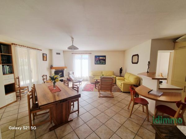 Draguignan villa F5 110m plain-pied garage terrasse 675m terrain tt à l'égout 380000€ crn2411 dpe C Draguignan (83300)
