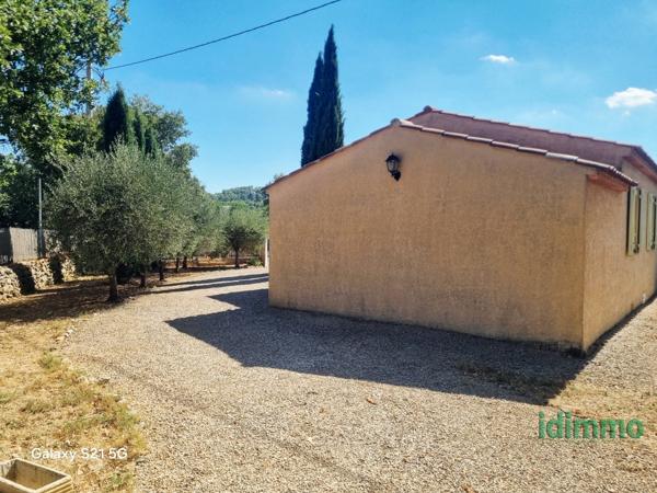 Draguignan villa F5 110m plain-pied garage terrasse 675m terrain tt à l'égout 380000€ crn2411 dpe C Draguignan (83300)