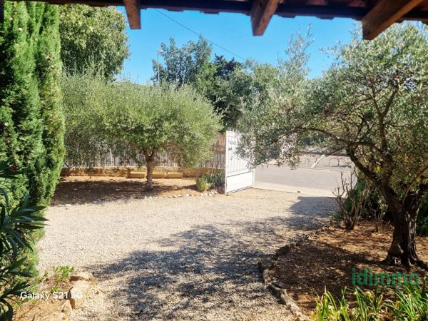 Draguignan villa F5 110m plain-pied garage terrasse 675m terrain tt à l'égout 380000€ crn2411 dpe C Draguignan (83300)