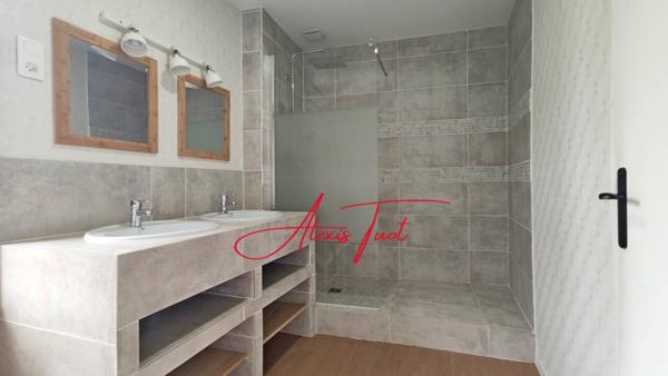 Maison à vendre 6 pièces de 132 m²