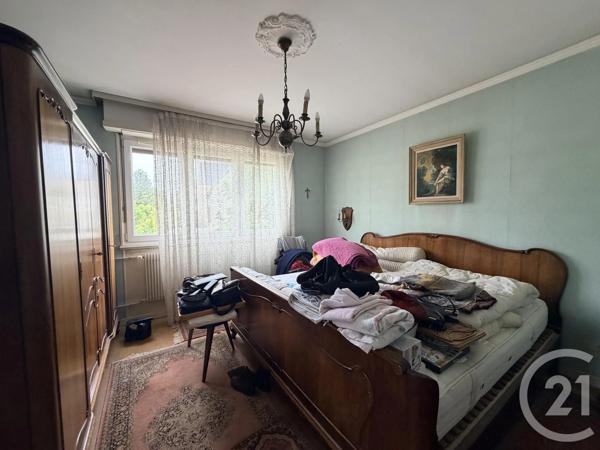 Appartement F4 à vendre  4 pièces - 90 m 2   LINGOLSHEIM  - 67