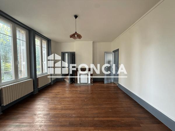 Location Appartement 3 pièces 73 m² - 45 BOULEVARD GAMBETTA Charleville-mezieres 08000