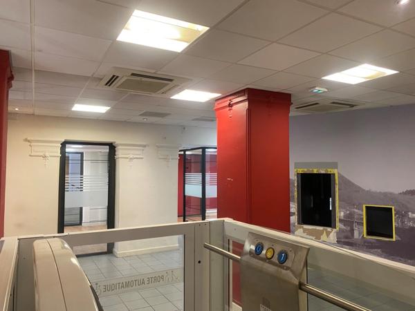 Local/bureau à vendre ALES Locaux professionnels 282 m² – Centre-ville d’Alès