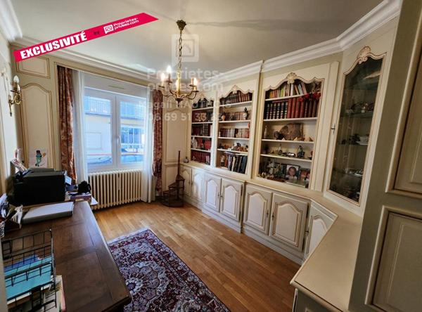 Maison Saint Hilaire Du Harcouet 9 pièce(s) 184 m2