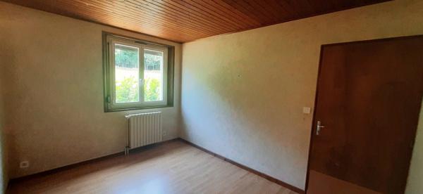 À vendre - Maison traditionnelle, 6 pièces située à Bians-les-Usiers (25520)