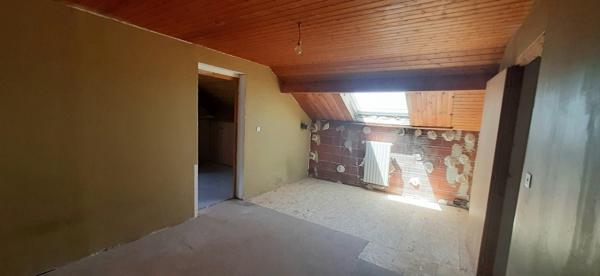 À vendre - Maison traditionnelle, 6 pièces située à Bians-les-Usiers (25520)