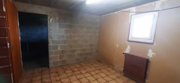 À vendre - Maison traditionnelle, 6 pièces située à Bians-les-Usiers (25520)