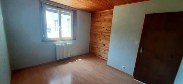À vendre - Maison traditionnelle, 6 pièces située à Bians-les-Usiers (25520)