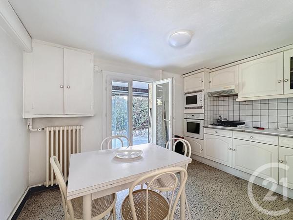 Maison à vendre  6 pièces - 206 m2 ANTIBES - 06