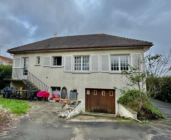 POITIERS PROCHE FACULTÉS FORT POTENTIEL INVESTISSEMENT Maison 137 m² ? 5 chambres ? Sous-sol 150 m²