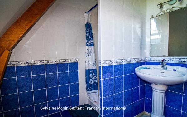 Superbe périgourdine au calme absolu, sans voisins, avec piscine et jardin de charme